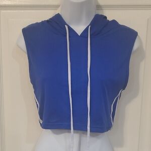 Roma Concept crop top size medium